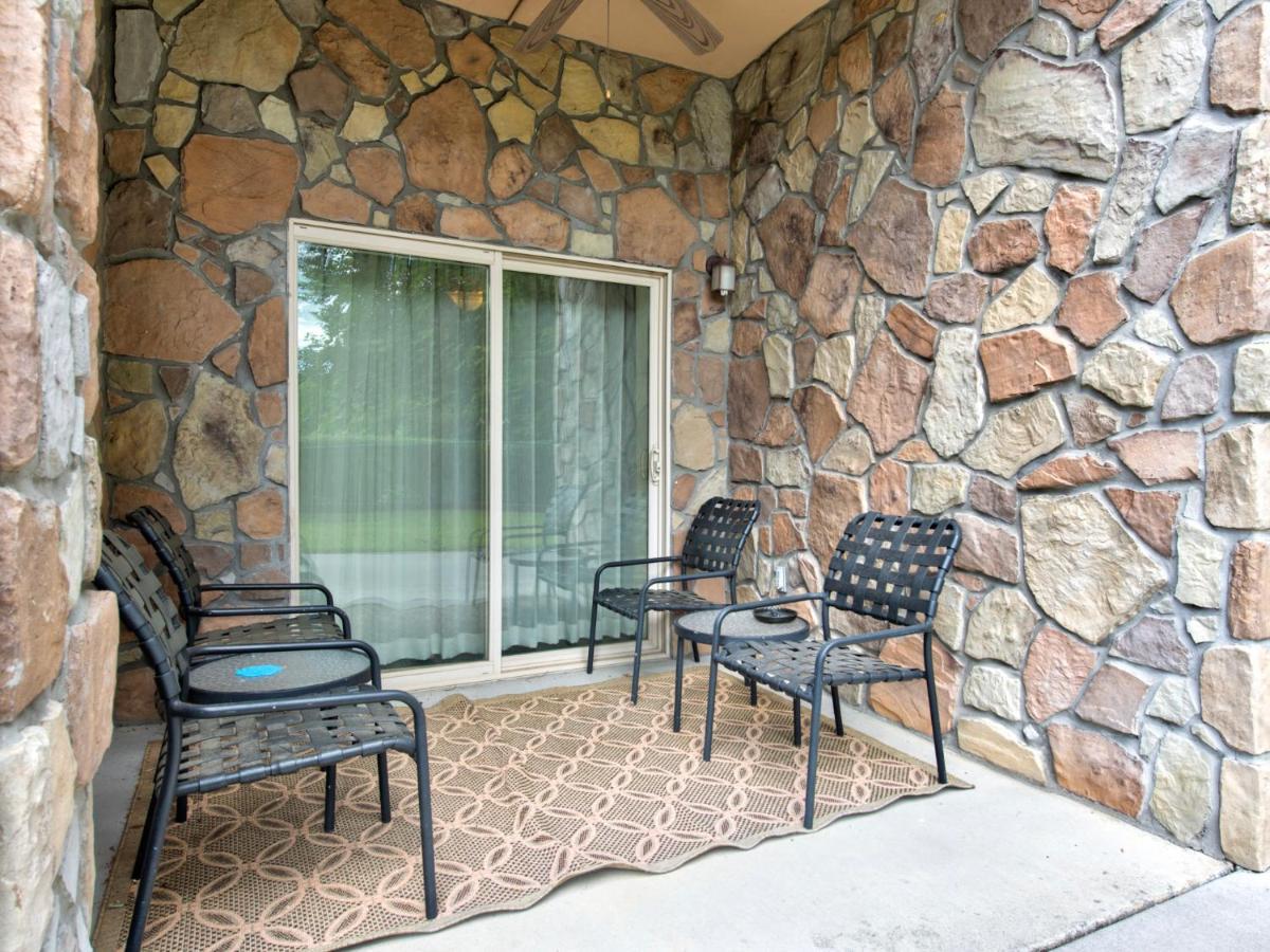 Апартаменты City Bear, 2Br, Pool, Spa, Downtown Gatlinburg, Sleeps 6 Экстерьер фото